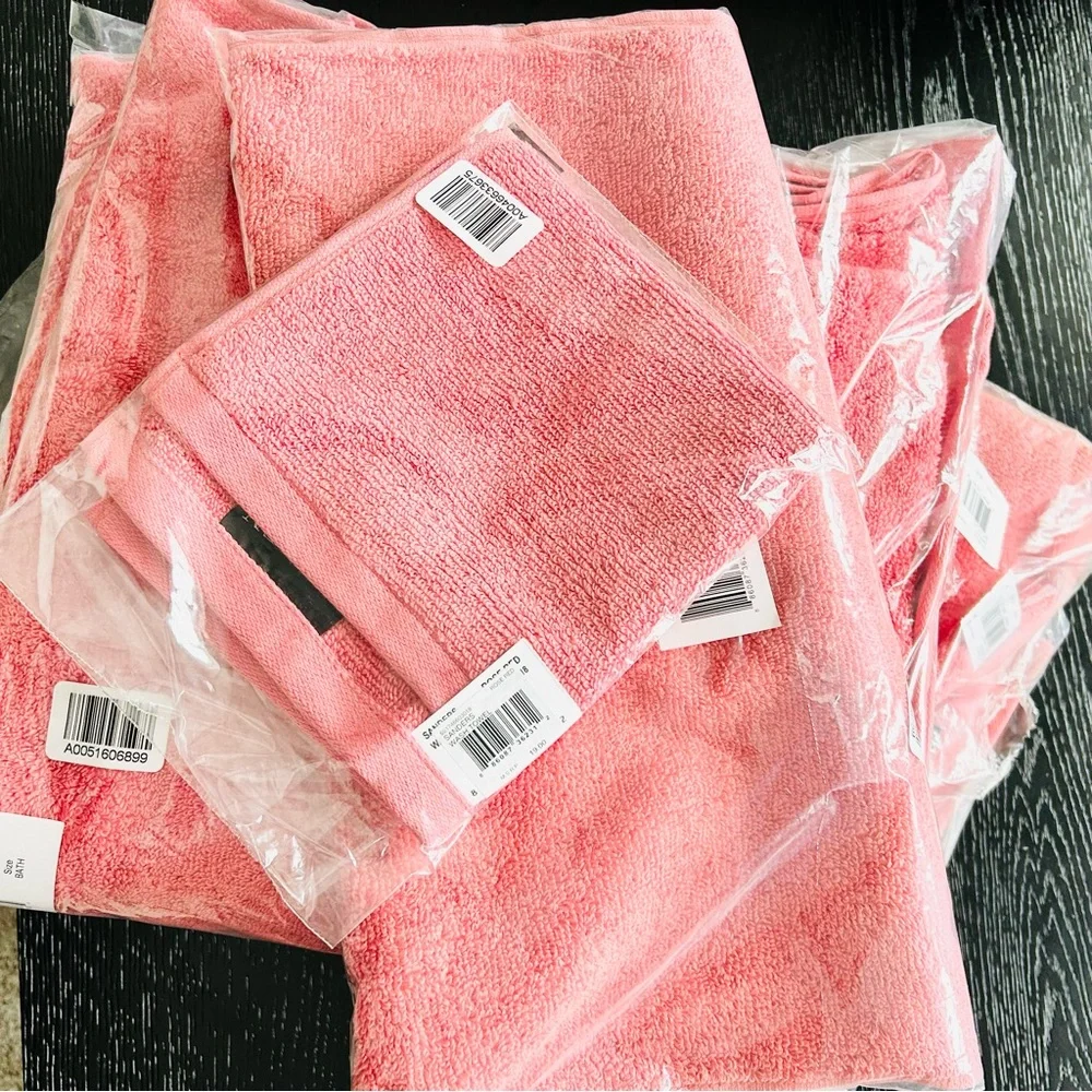 Ralph Lauren Home Sanders Rose Red Bath Towel Set NWT